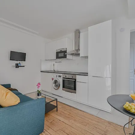 Le Poetique Niche Au Pied Du Sacre-coeur Apartmán *